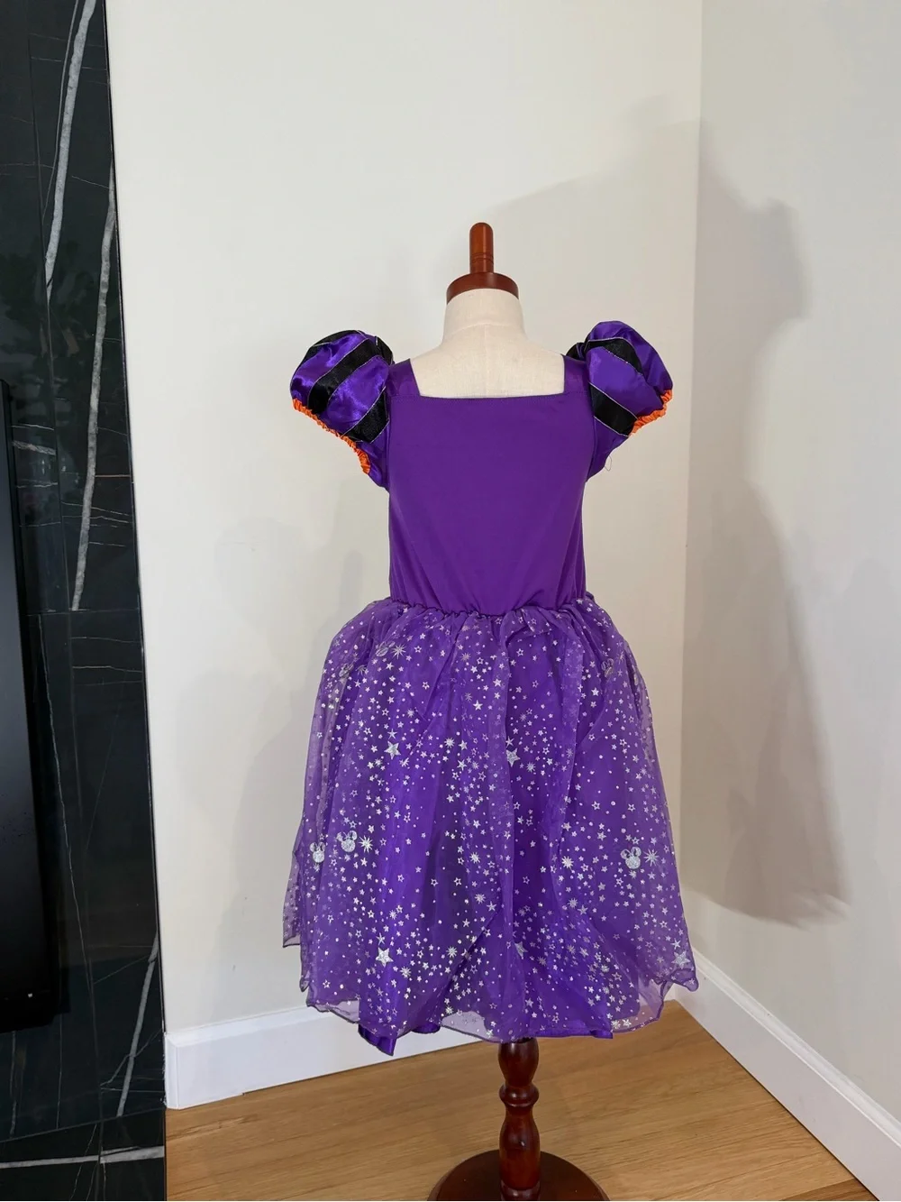 Disney Minnie Mouse Halloween Costume Dress Girls Size 5/6 Purple Witch Dress - Picture 3 of 6